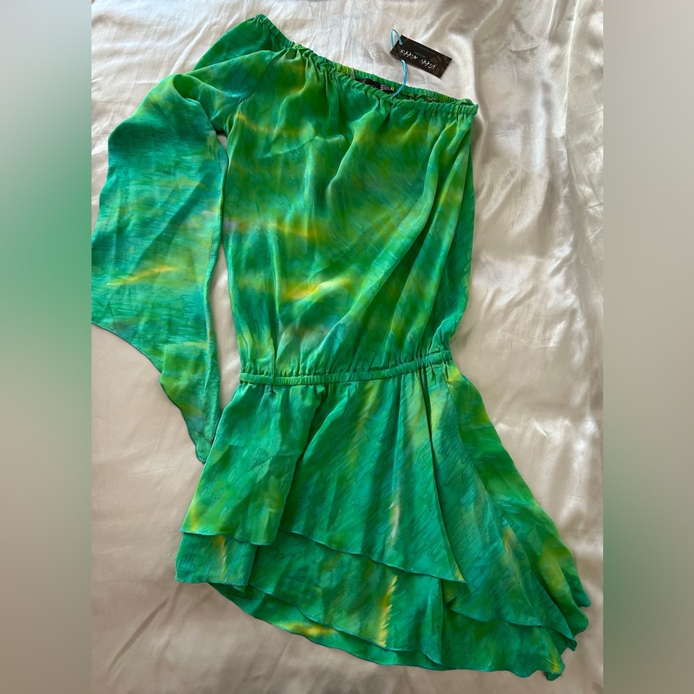 Green One Sleeve Off Shoulder Dress With Ruffles Silk